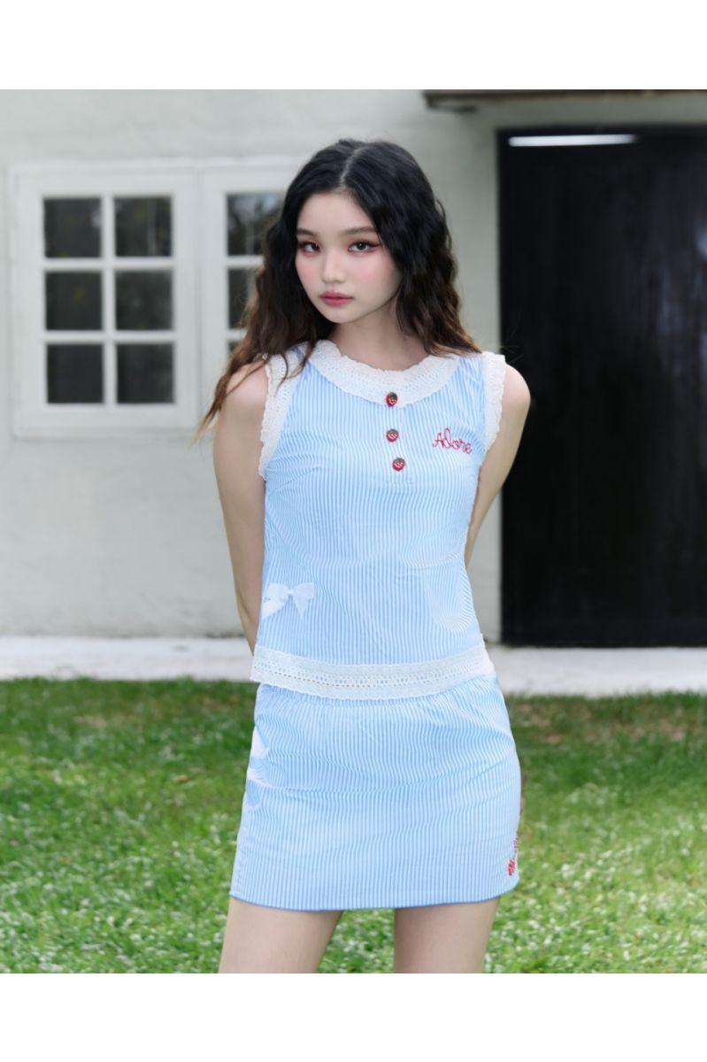 Berry Bunny Sleevess Top